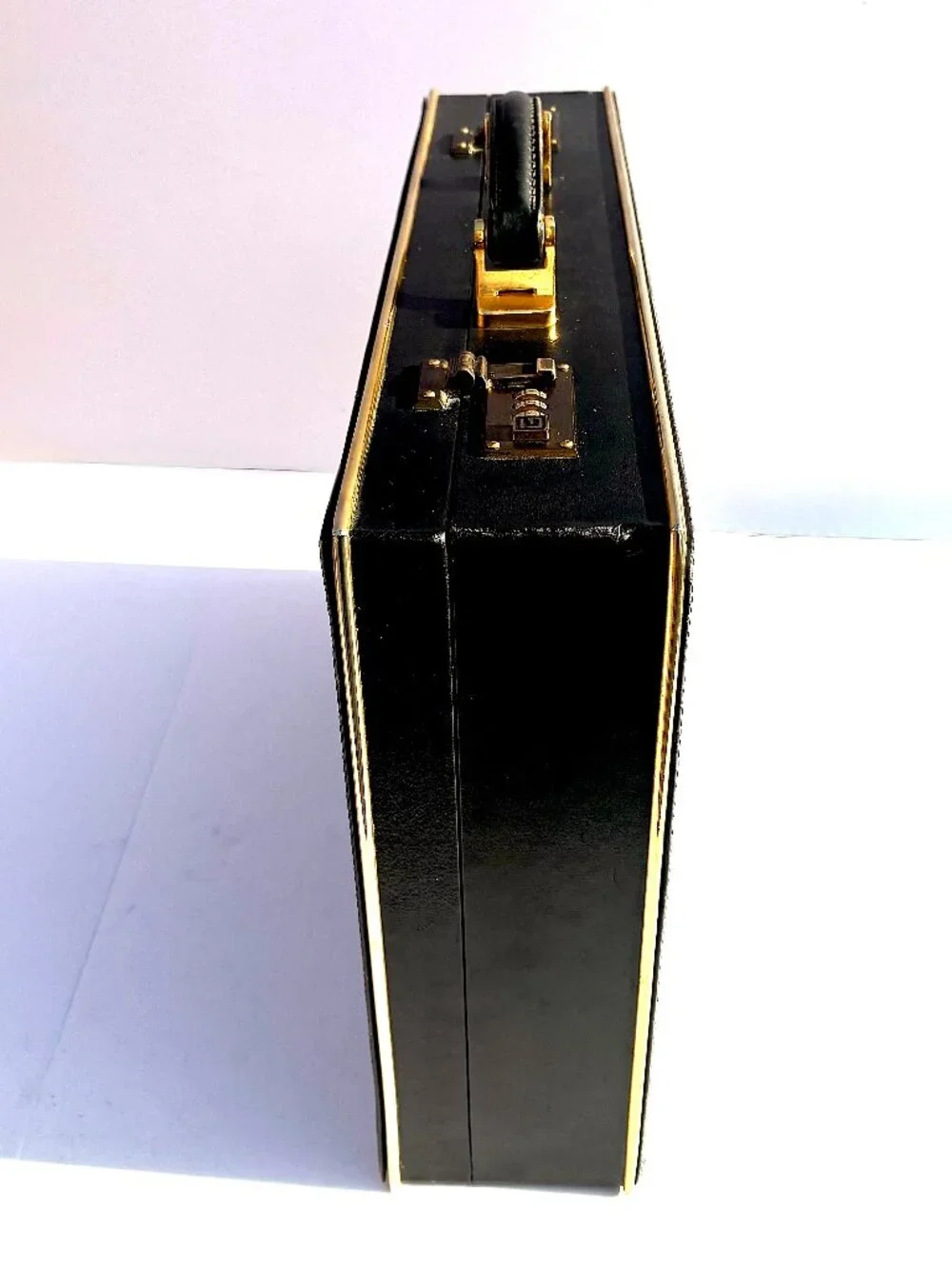 VTG Gilbarto Italian Hard-Shell Attaché Briefcase Black Leather Brass